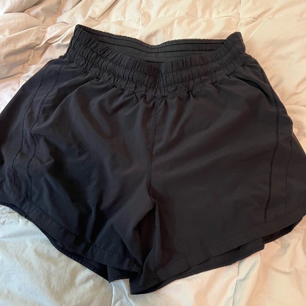 Black lululemon track that short 5” inseam